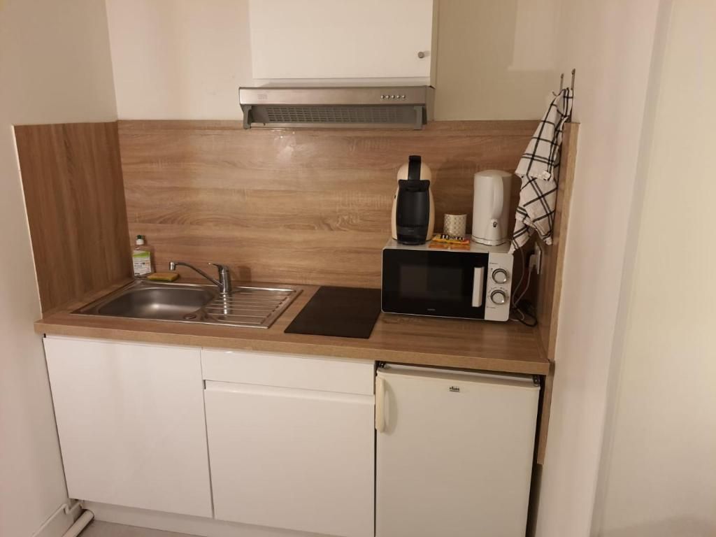 Kitchenette - Love Room White - Les Délices Rooms