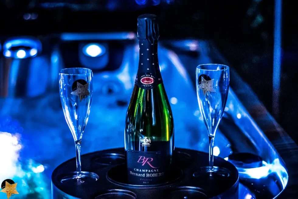 Champagne - Chambre 50 Nuances Plus Sombres - Very Good Trip