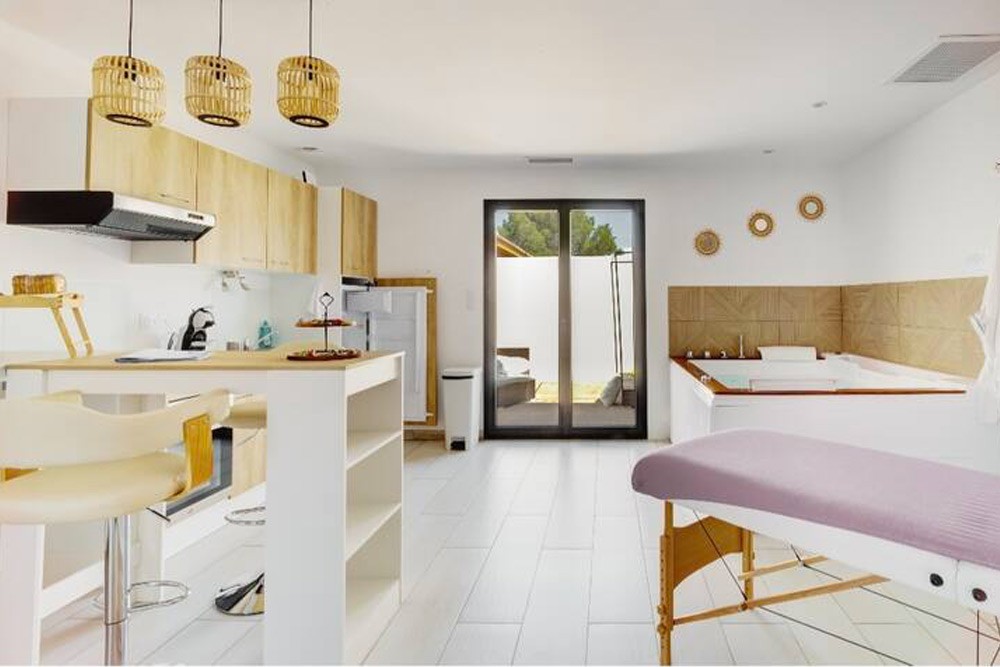 La Suite Héra à Portiragnes - Chambre romantique pour couple