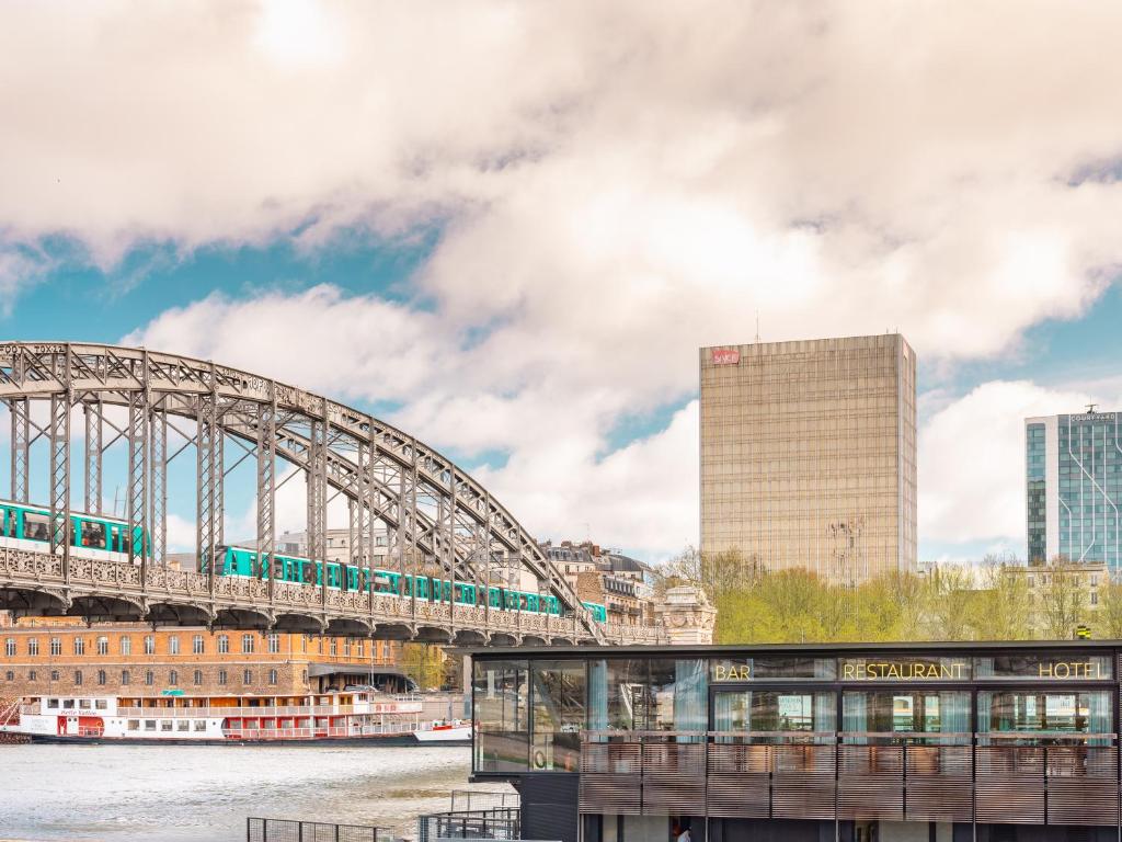 Quai de Seine - Off Paris Seine