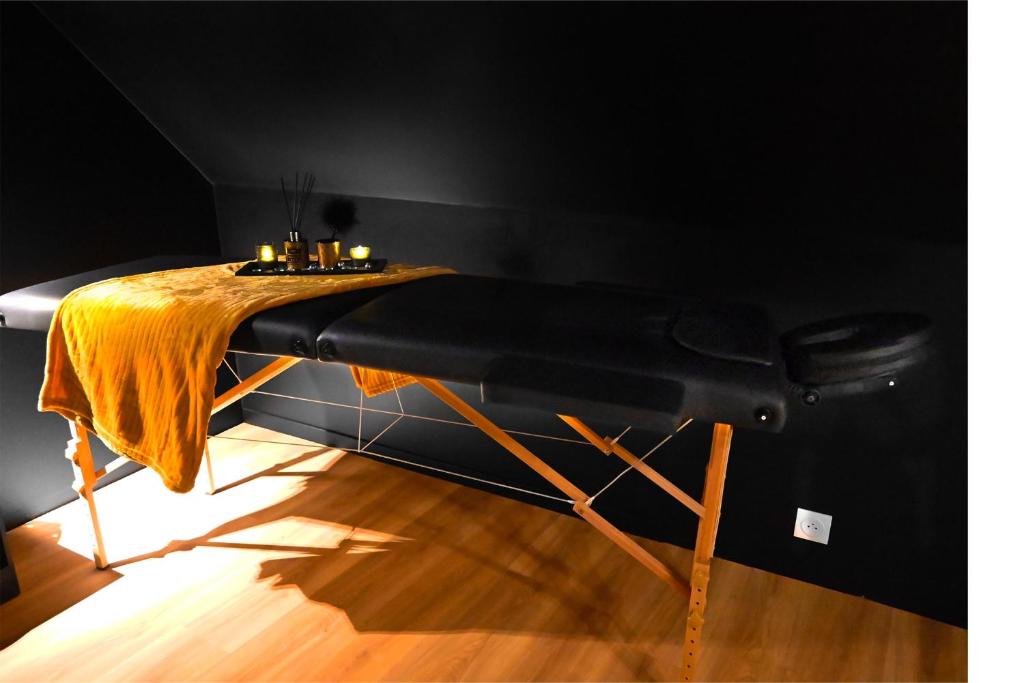 Table de Massage - La Sainteny Touch