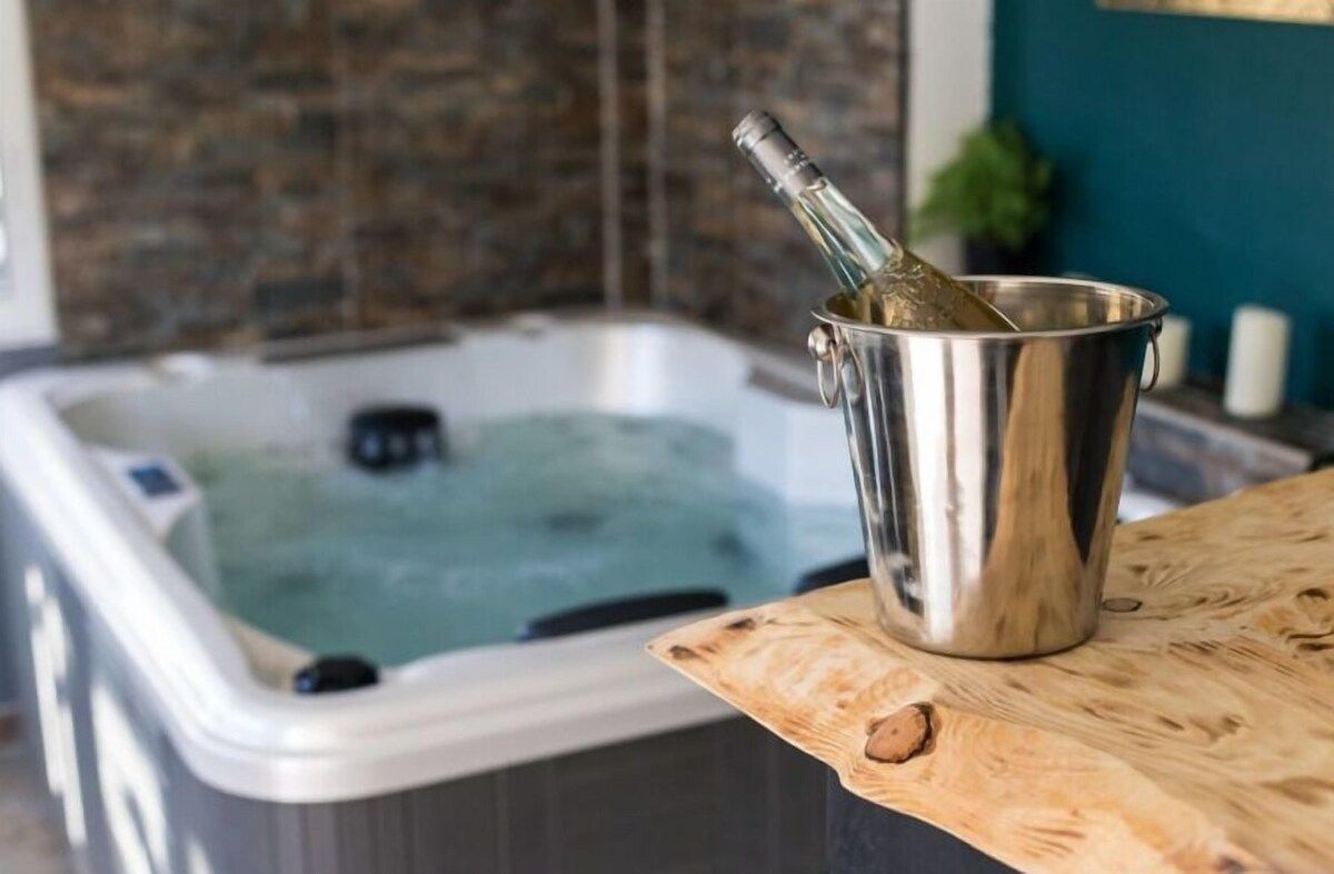 Jacuzzi - Love Room Amazone - L'Everest Rooms