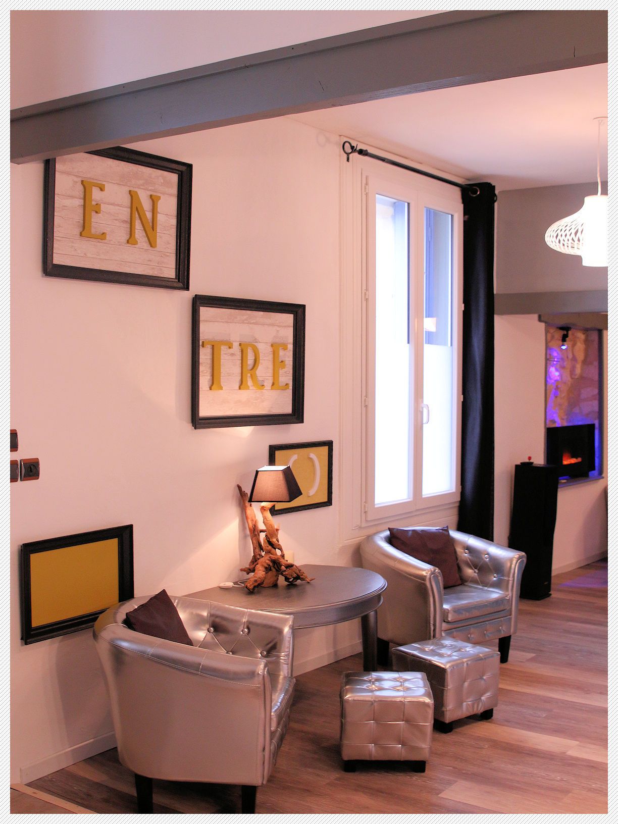 Salon - L'Entre-Parenthèse