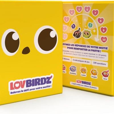 Vues avant et arrière de la boîte du jeu LovBirdz