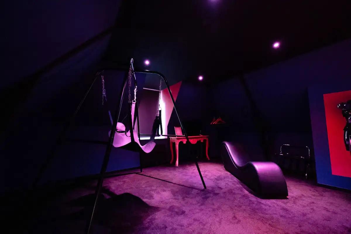 Balançoire & fauteuil Tantra - Le Loft - L'Éros