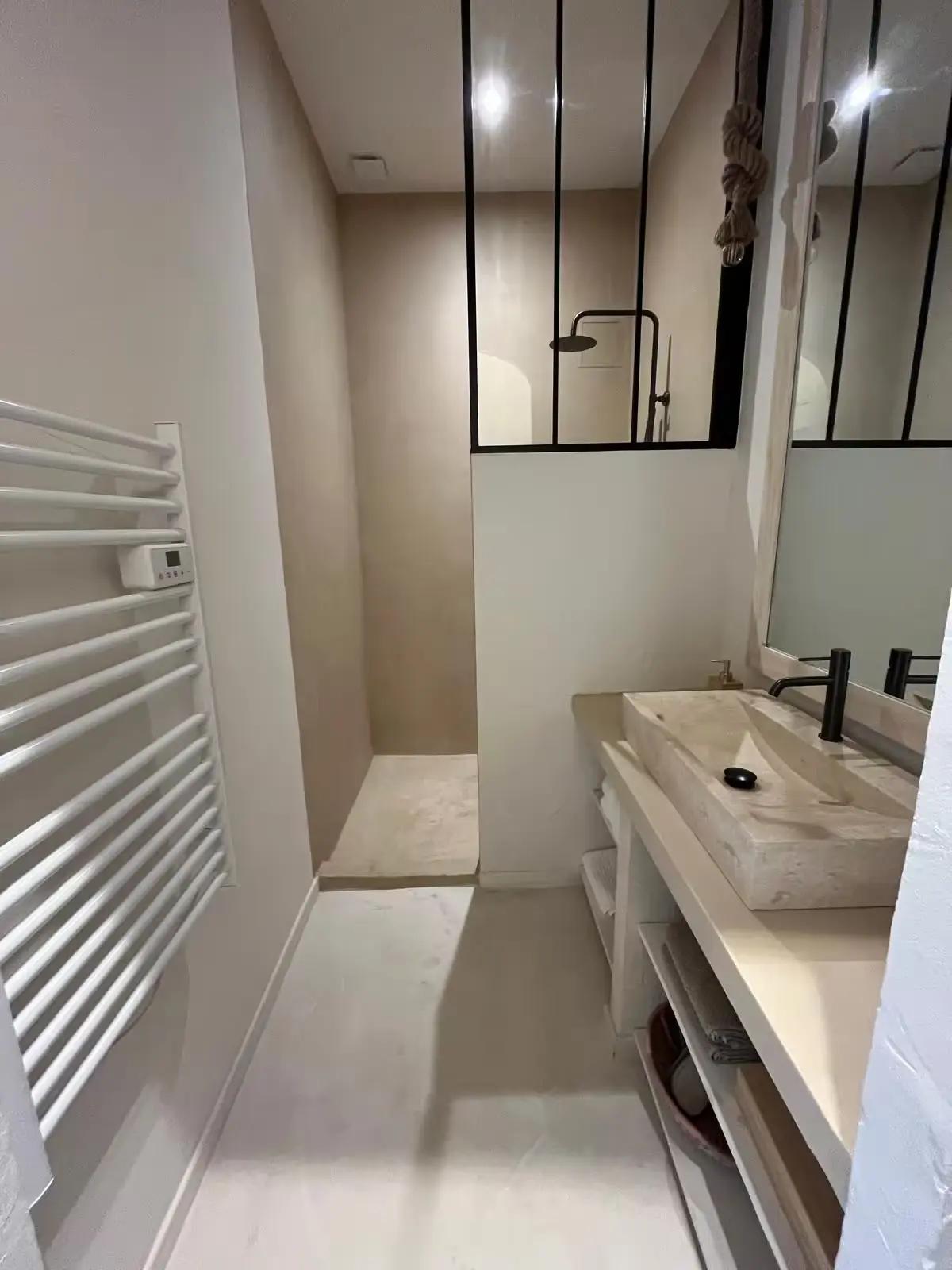 Salle d'eau - La Polissonne - Love Room