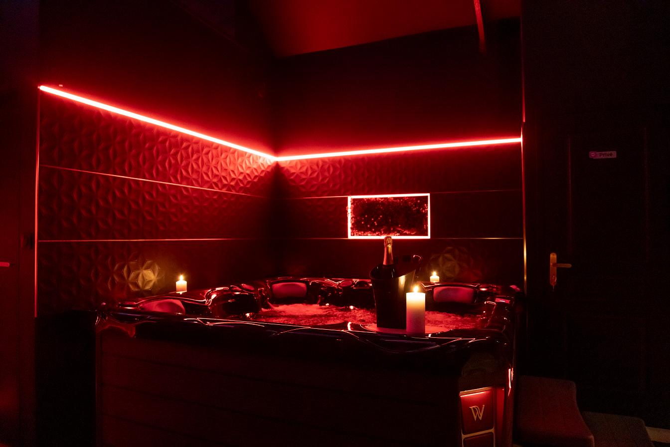 Jacuzzi - Ô Diable des Plaisirs