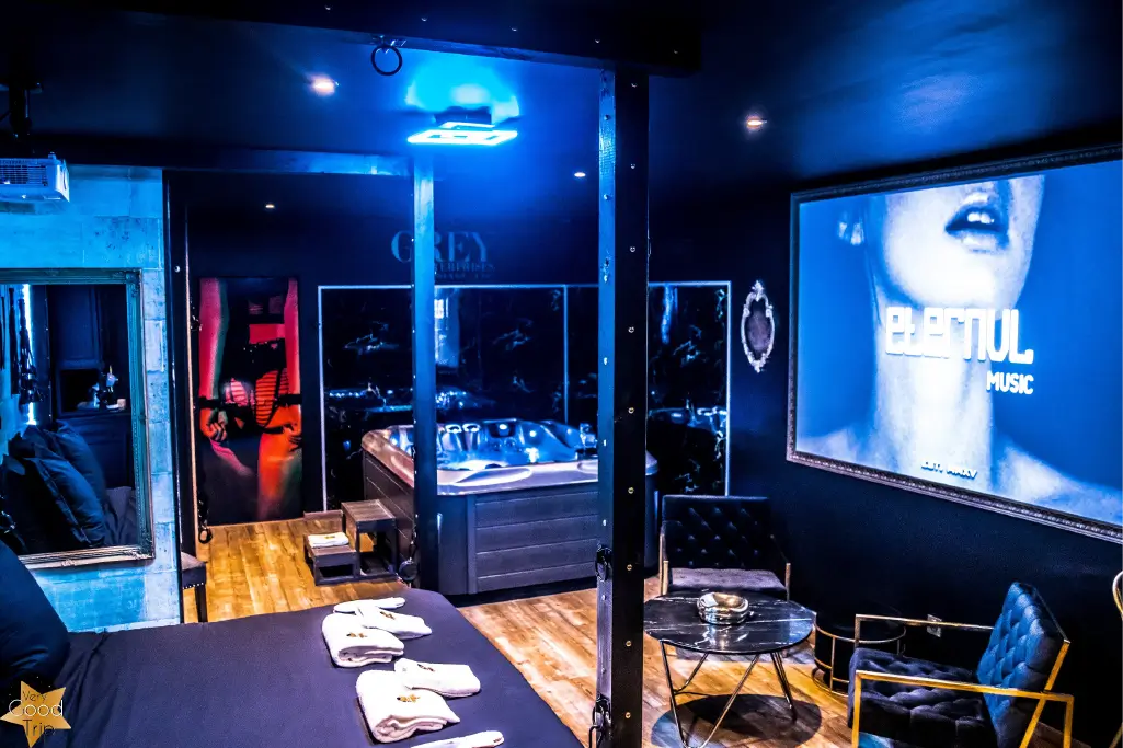 Vue d'ensemble - Chambre 50 Nuances Plus Sombres - Very Good Trip