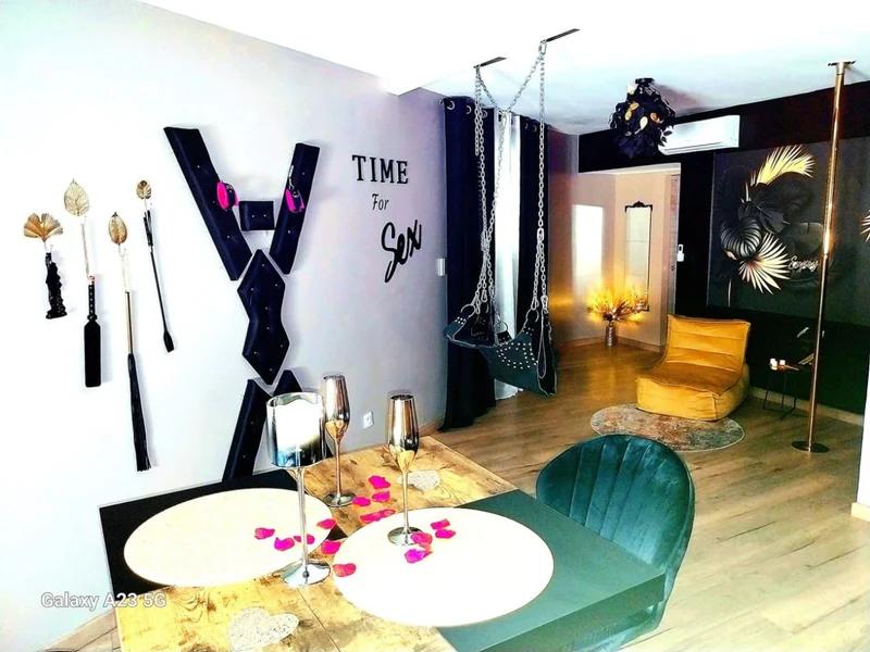 Enjoy Love Room