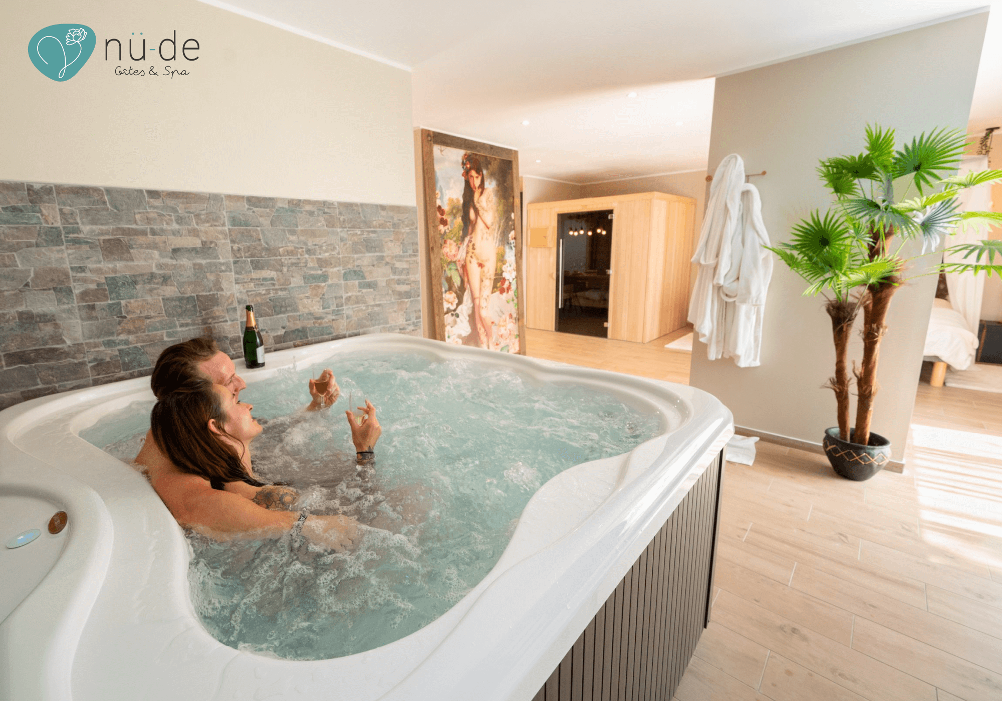 Jacuzzi & Sauna - Lost Paradise - Nü-de