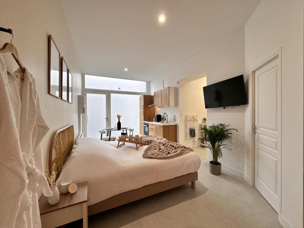 Vue d'ensemble - Love Room - Notre Chez Vous - Le Mans