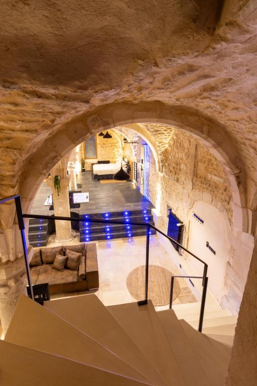 Vue escaliers - Cave Spa Privatif by XELA