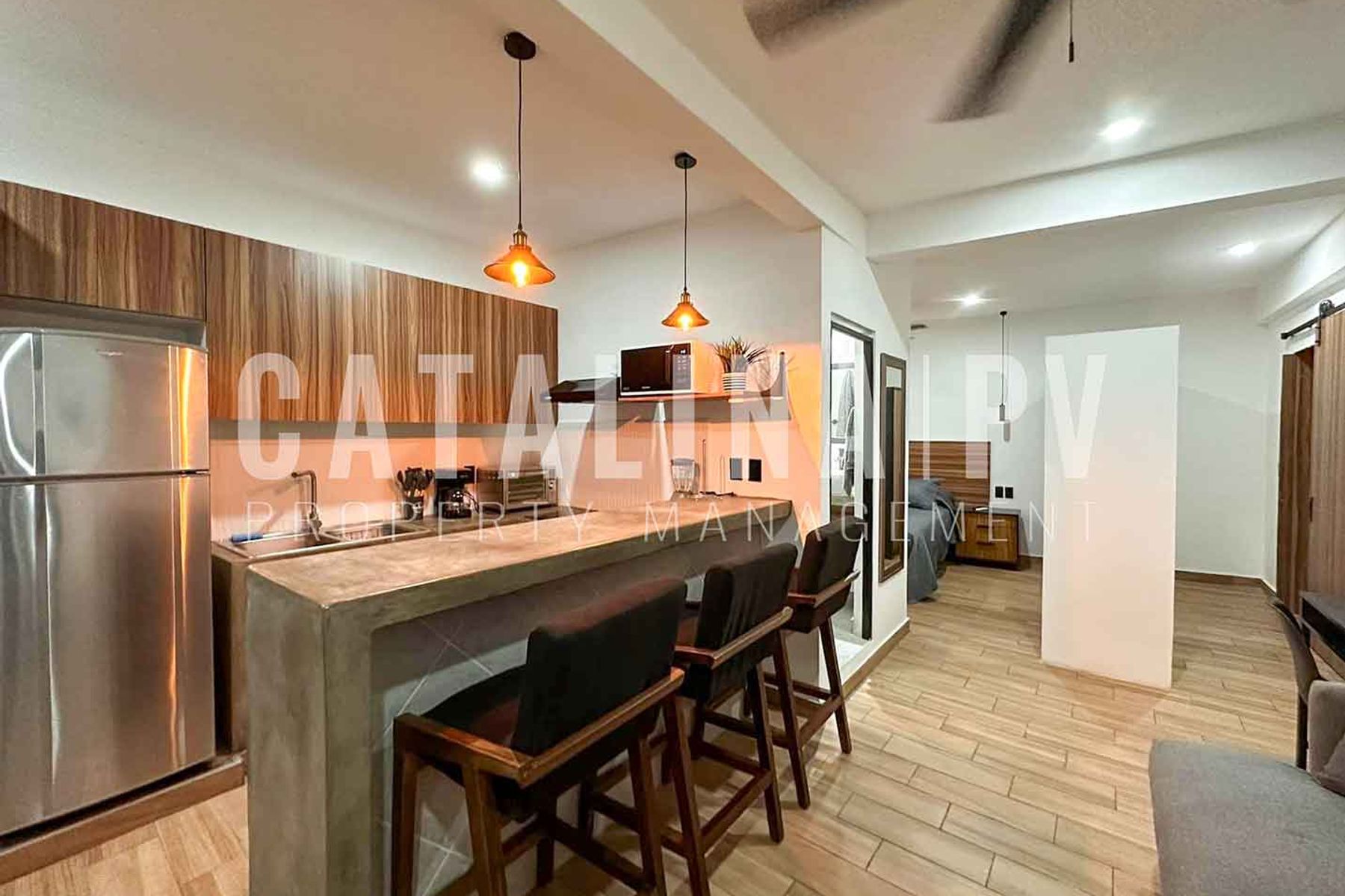 Estudio Zona Romántica Naranjo (D)