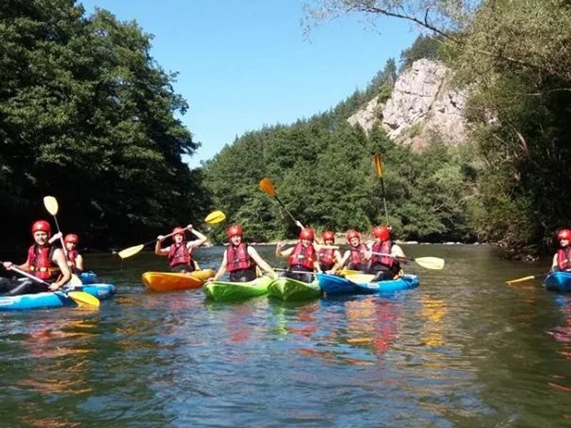Rafting on the Crișul Repede river near Șuncuiuș