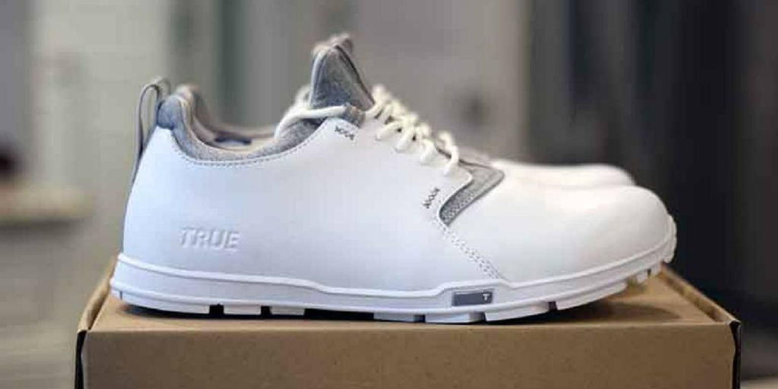 The 5 Most Comfortable Golf Shoes for Walking the Course [2018 Guide