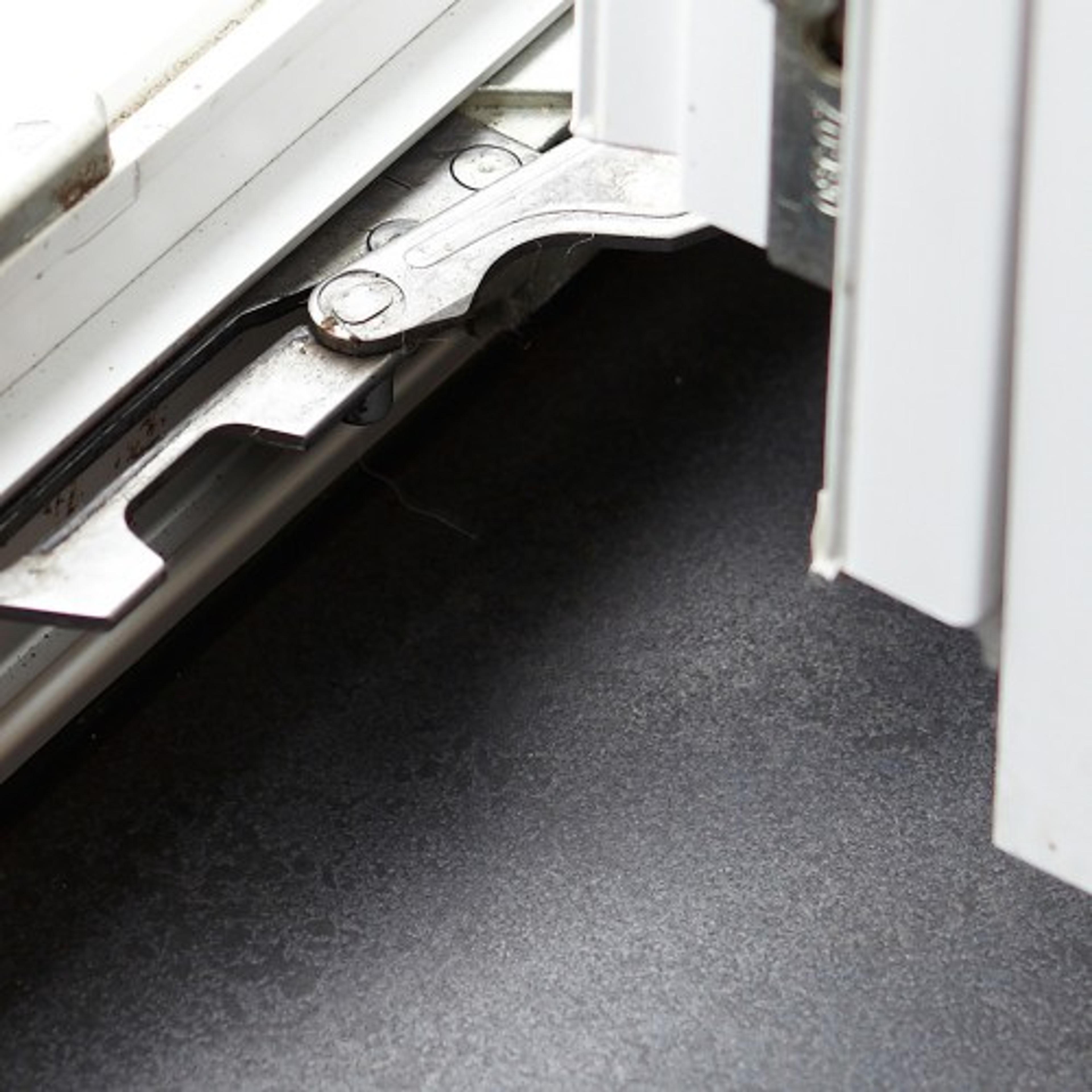 tillbehör pvc-fönster funktion handtag ventilation solskyddsglas Tillbehör till dina nya fönster eller dörrar från Menta Fönster