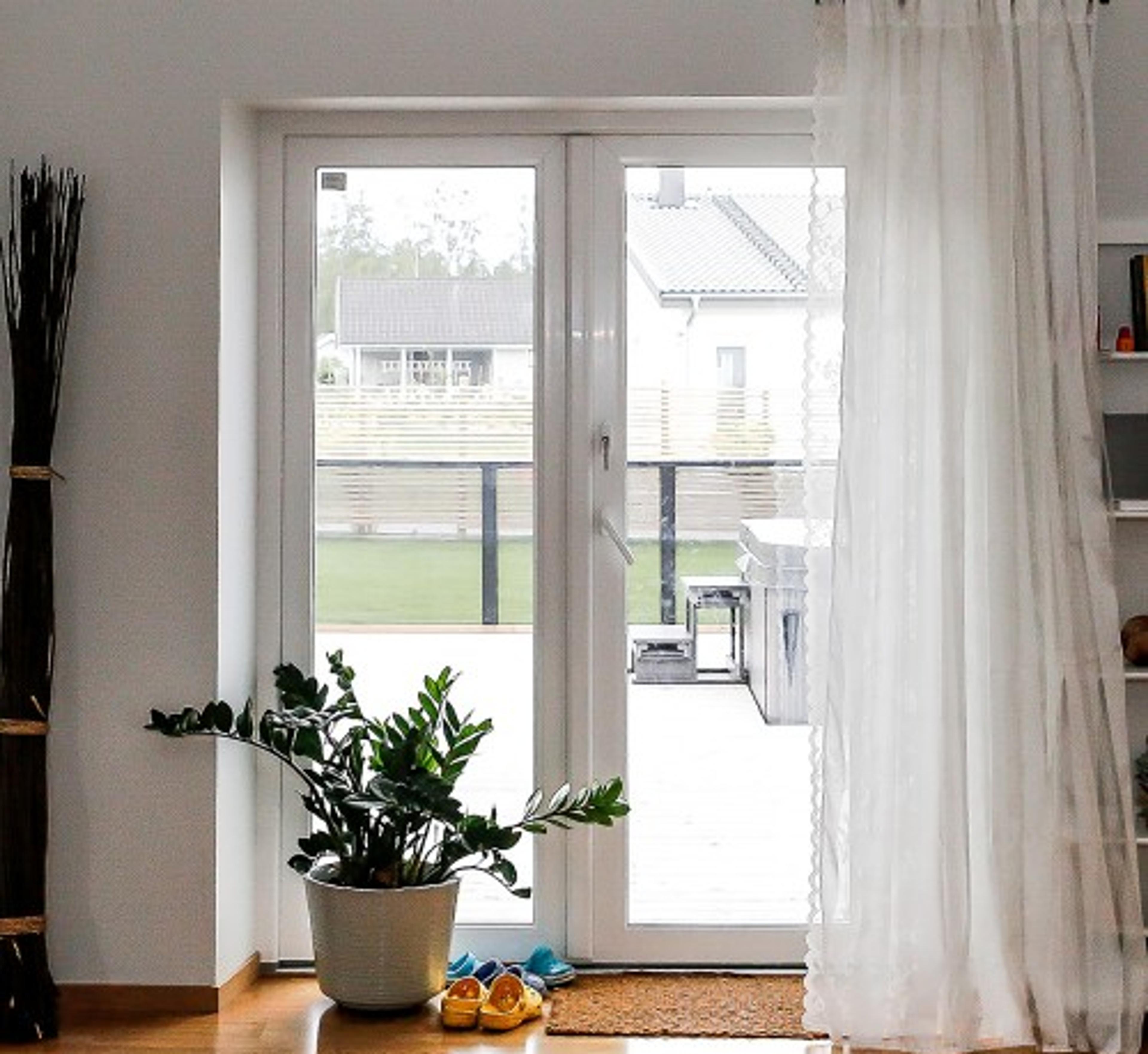 Kontakta oss för rekommenderade hantverkare Fonsterdorr