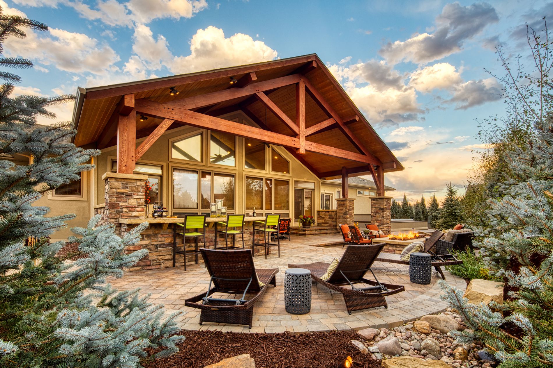 Outdoor living patio with covered roof