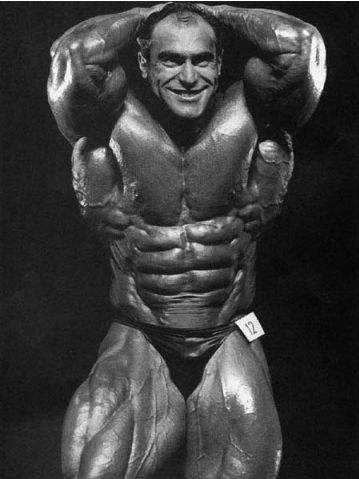 Bodybuilding Competition: The Posing Rounds - Muscle & Fitness