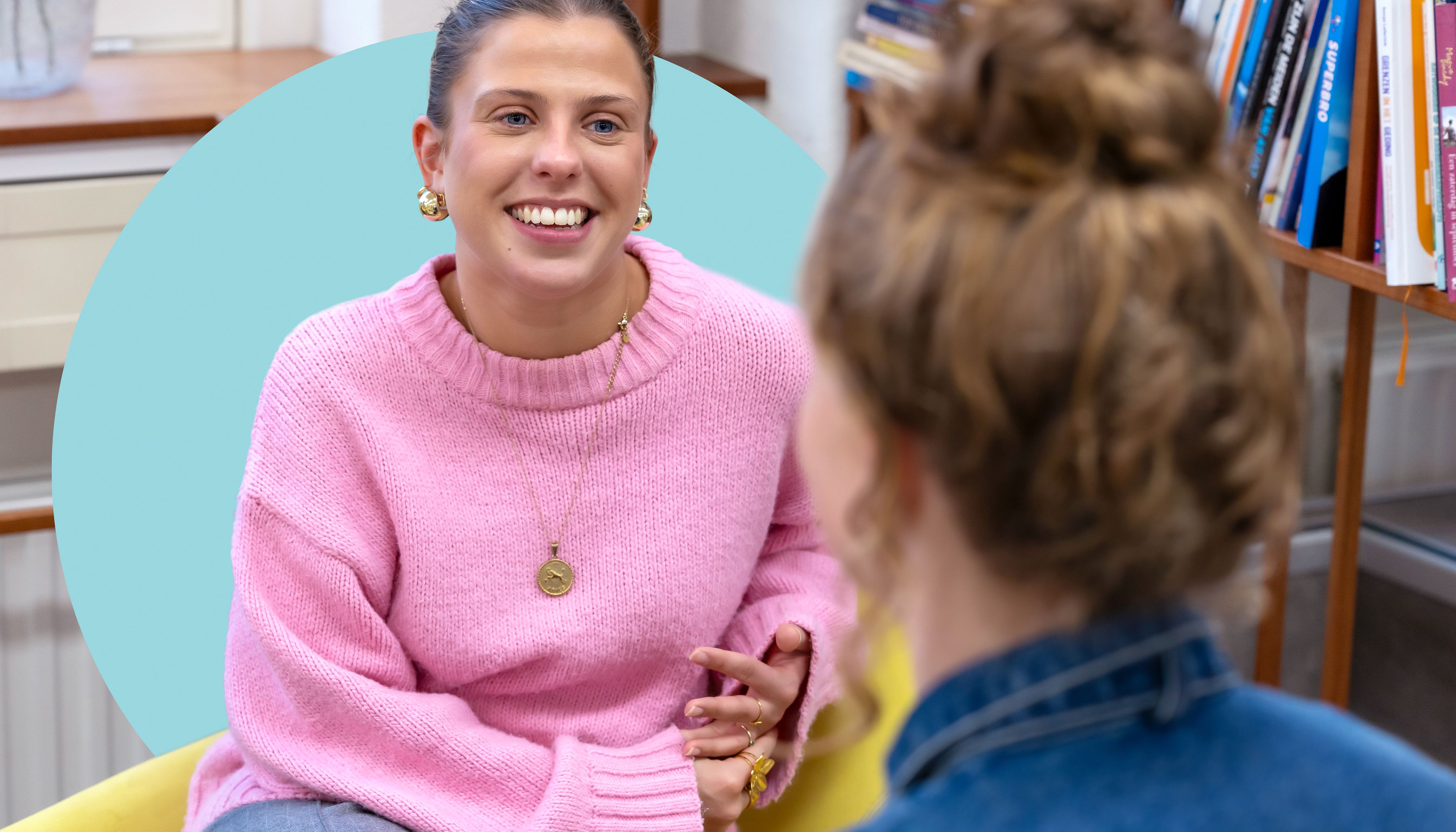 stagiaires in gesprek