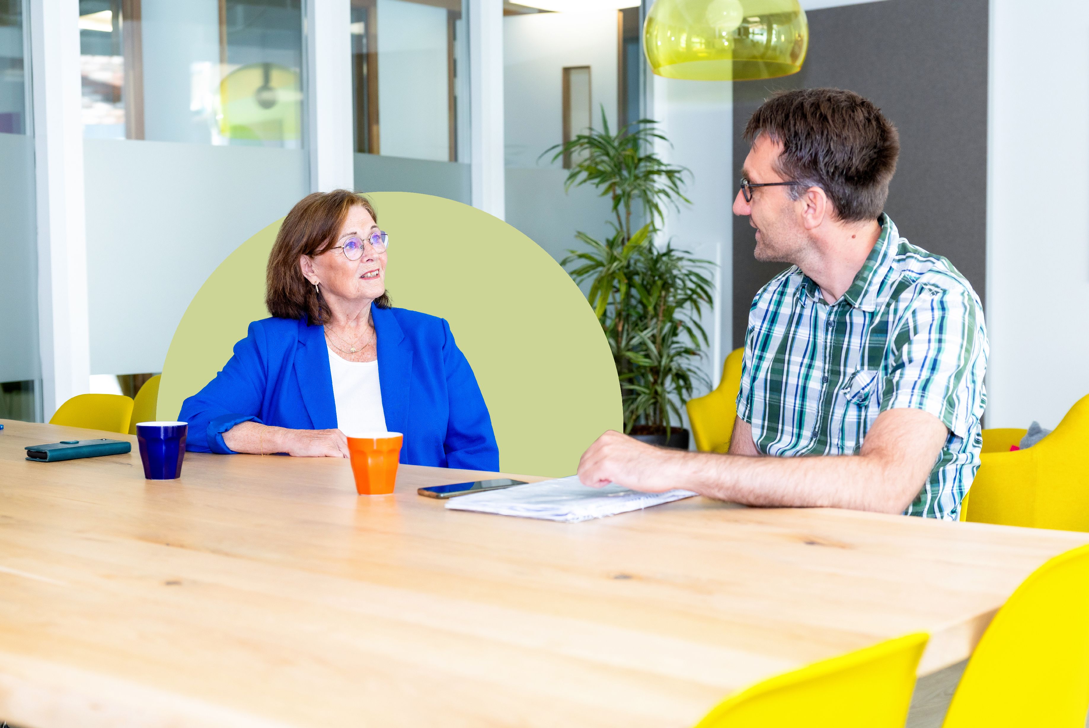 Foto van Hilke op kantoor 