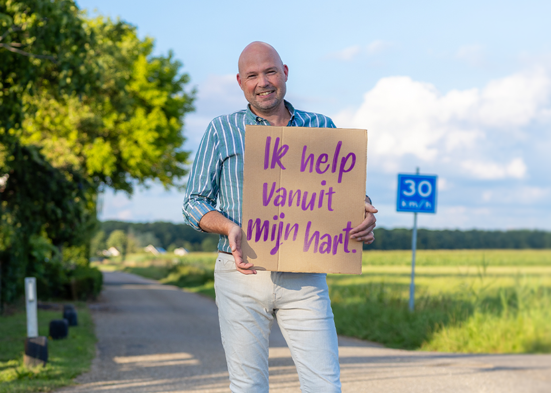 Foto van Nico buiten (in zijn woonomgeving)