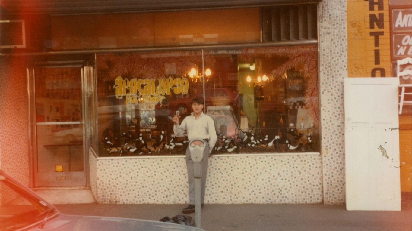 Mario outside the cafe when getting the keys