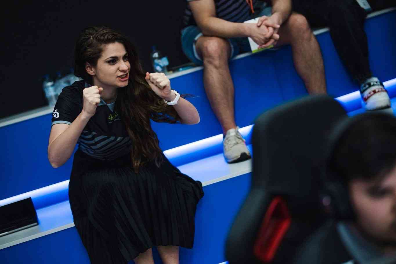 Vladyslava Zakhliebina cheers on her team, OG, while they compete in a live match of CS:GO