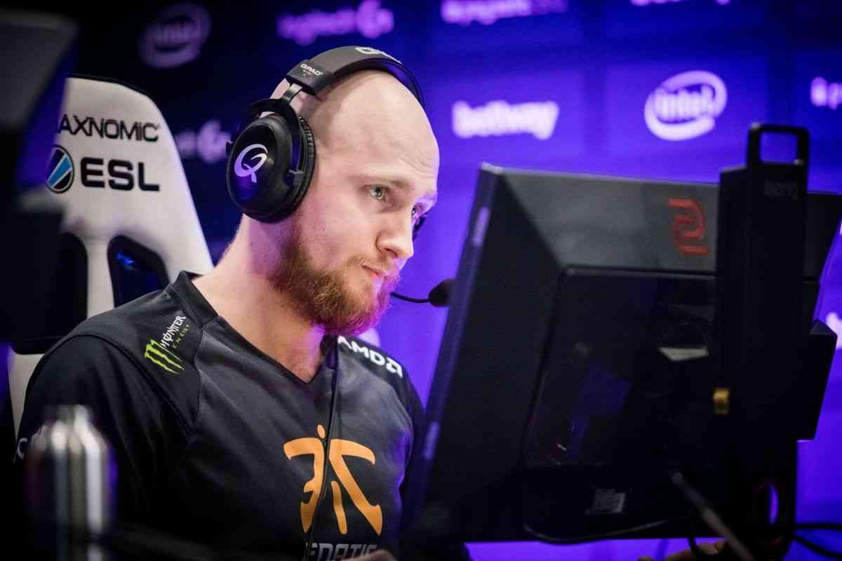 KRIMZ has played with everyone in fnatic history, from JW to olofmeister and even smooya
