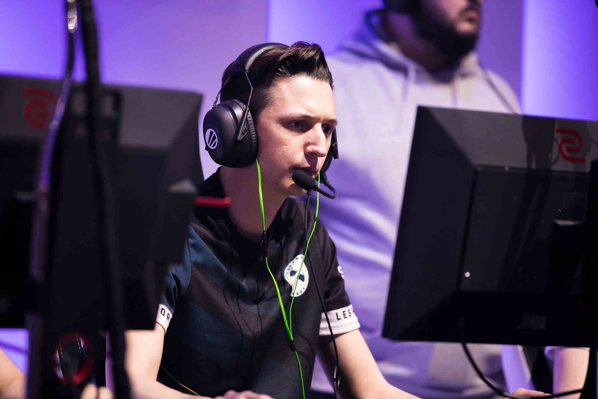 risze playing for LeStream in Pro League S9 Milan