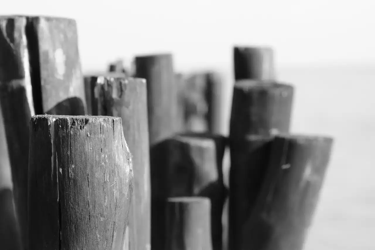 Navigating Compliance Strategies for Disrupting Legacy Banking