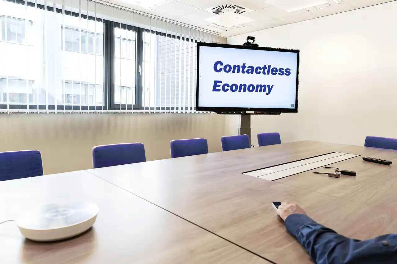 Architecting Enterprise AI: Balancing Infrastructure Costs, Operational Risks, and Measurable Value