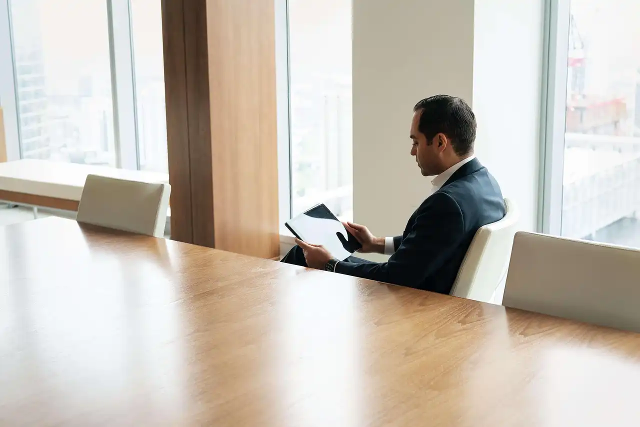 Why Executives Must Treat Artificial Intelligence as Operating Architecture