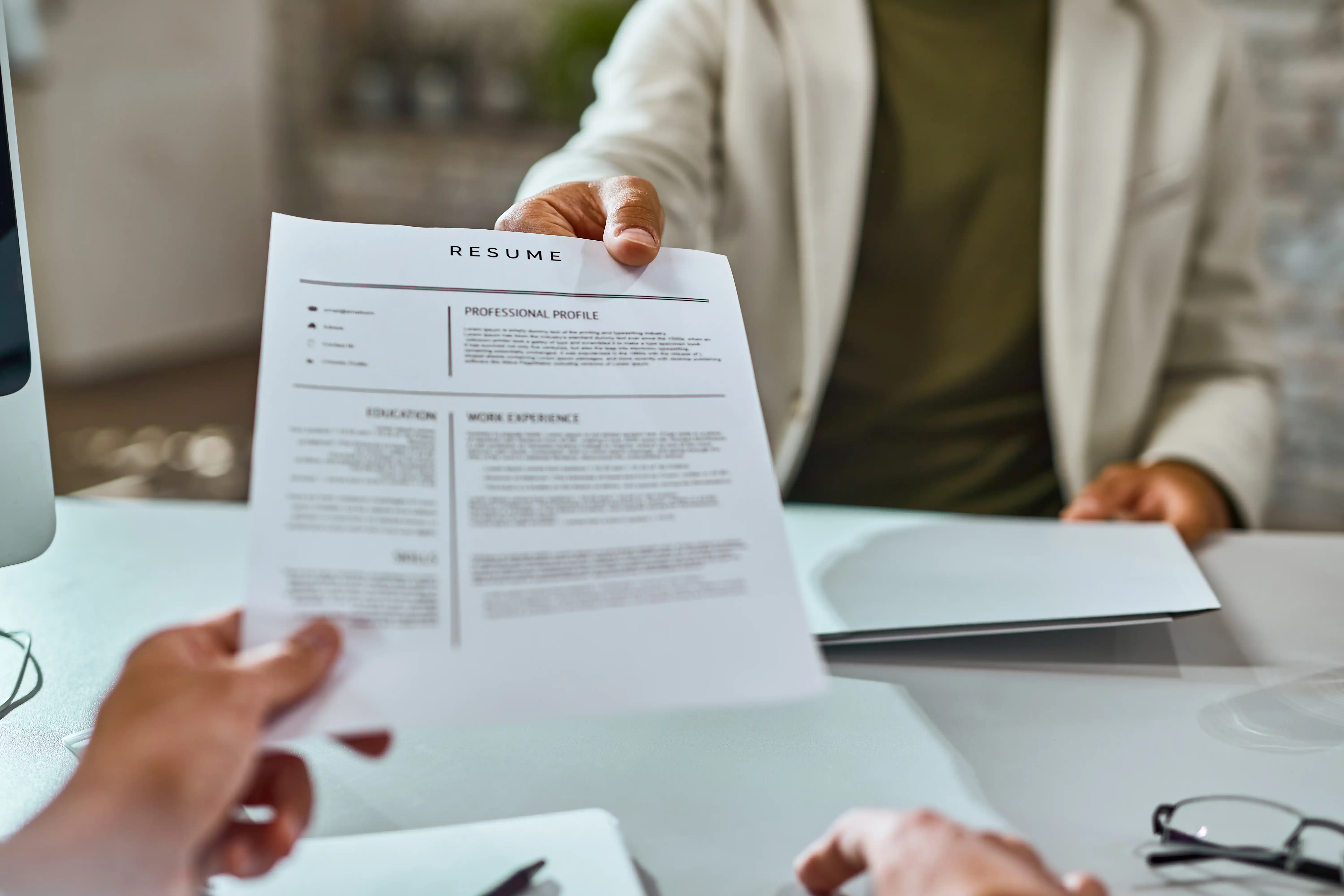 handing off a resume