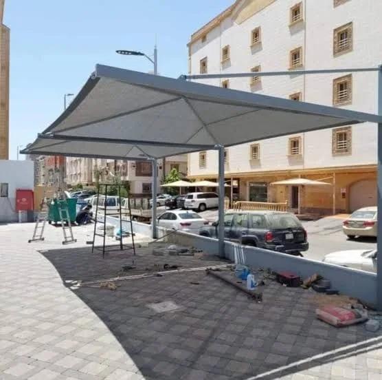 مظلات سيارات معلقة للفلل في جدة تنفيذ درع المملكة للمظلات