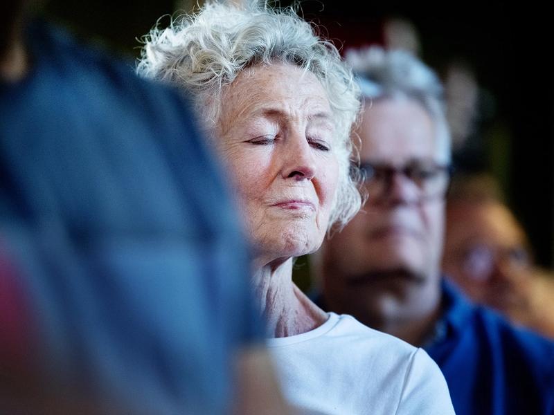 Publikummer nyter musikk i Risør kirke