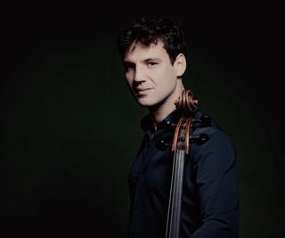 Cellist Victor Julien-Laferrière