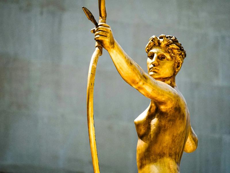 Gullstatue av bueskytter