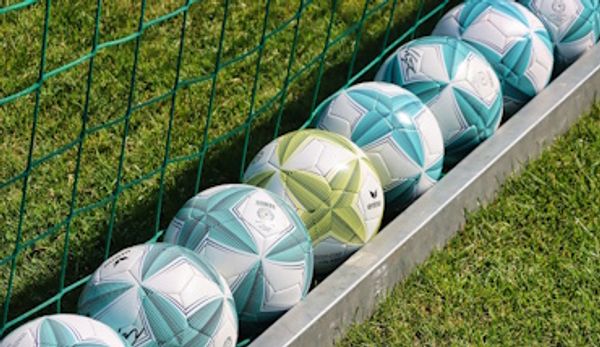balls