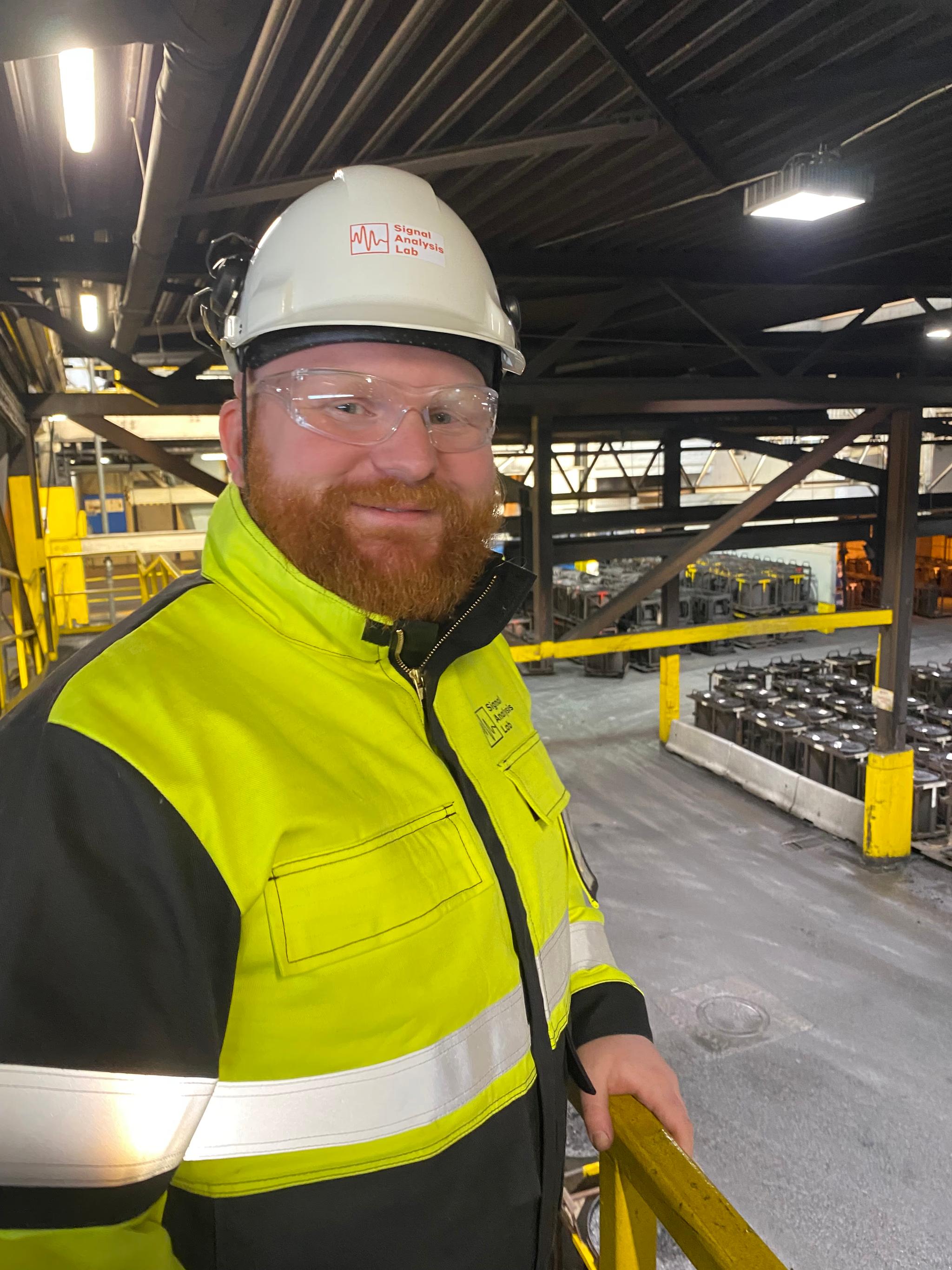 Image of Signal Analysis Lab's CEO, Geir Kulia, at Elkem Carbon Fiskaa. Photo by Ragnhild Jensen