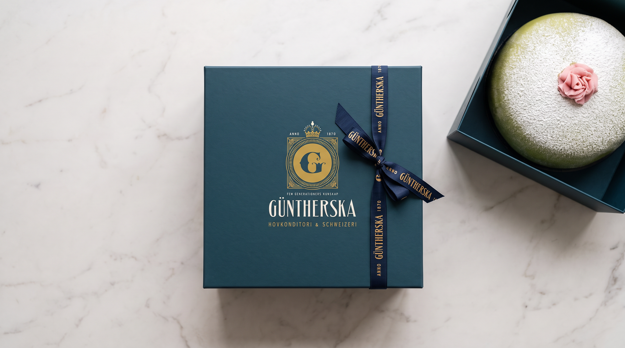 Güntherska: cake box with the anno 1870 ribbon