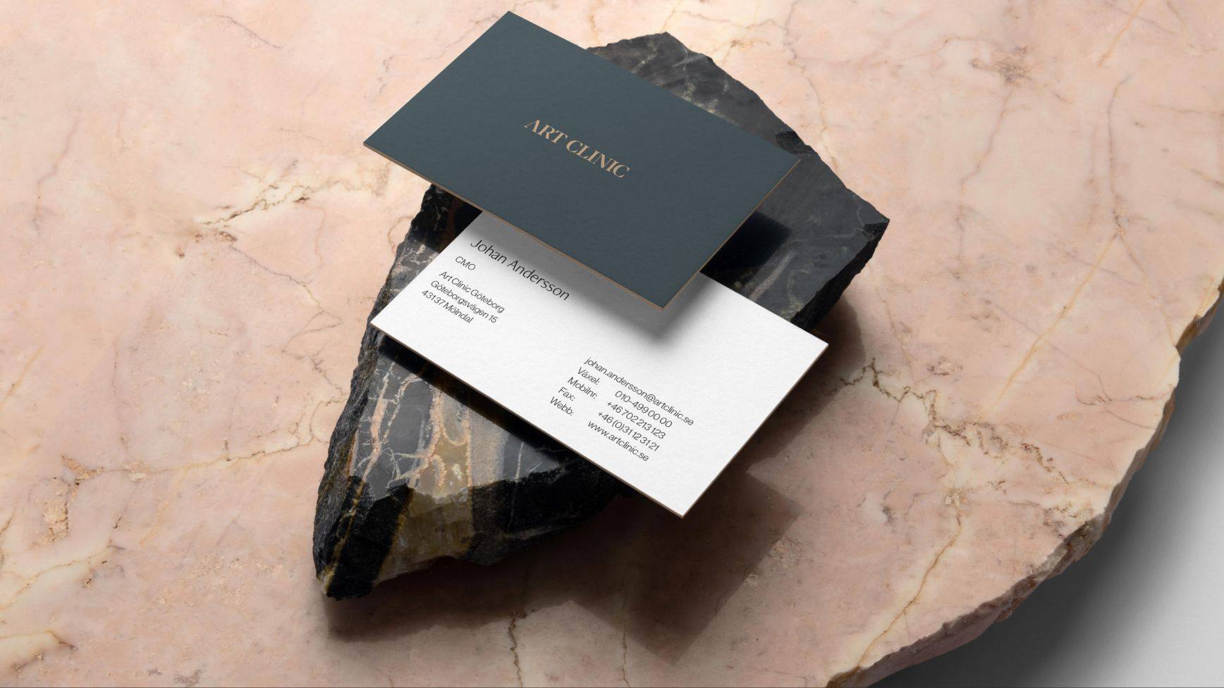 Art Clinic: 17.2 · nf-artclinic-031 · business cards on stone