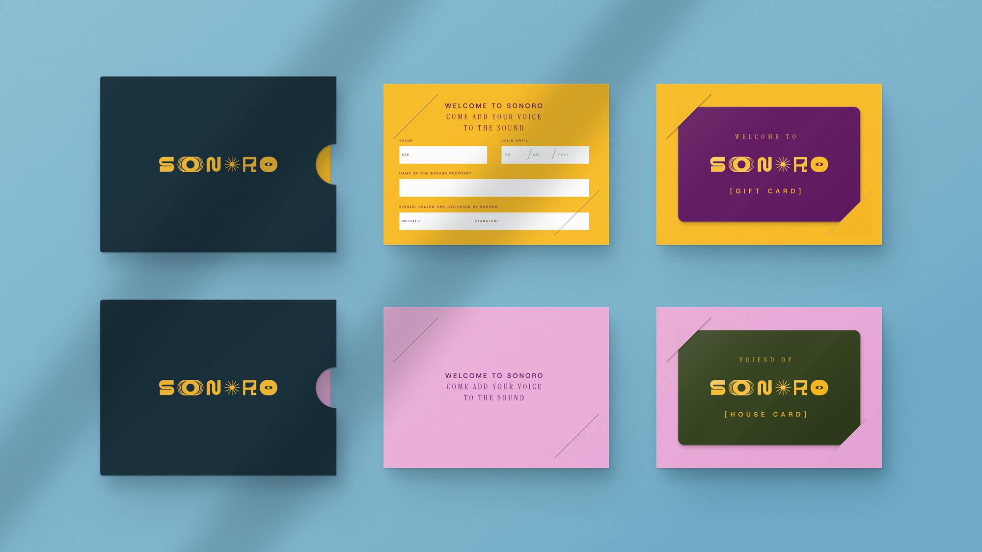 Sonoro: gift card and house card in their sleeves