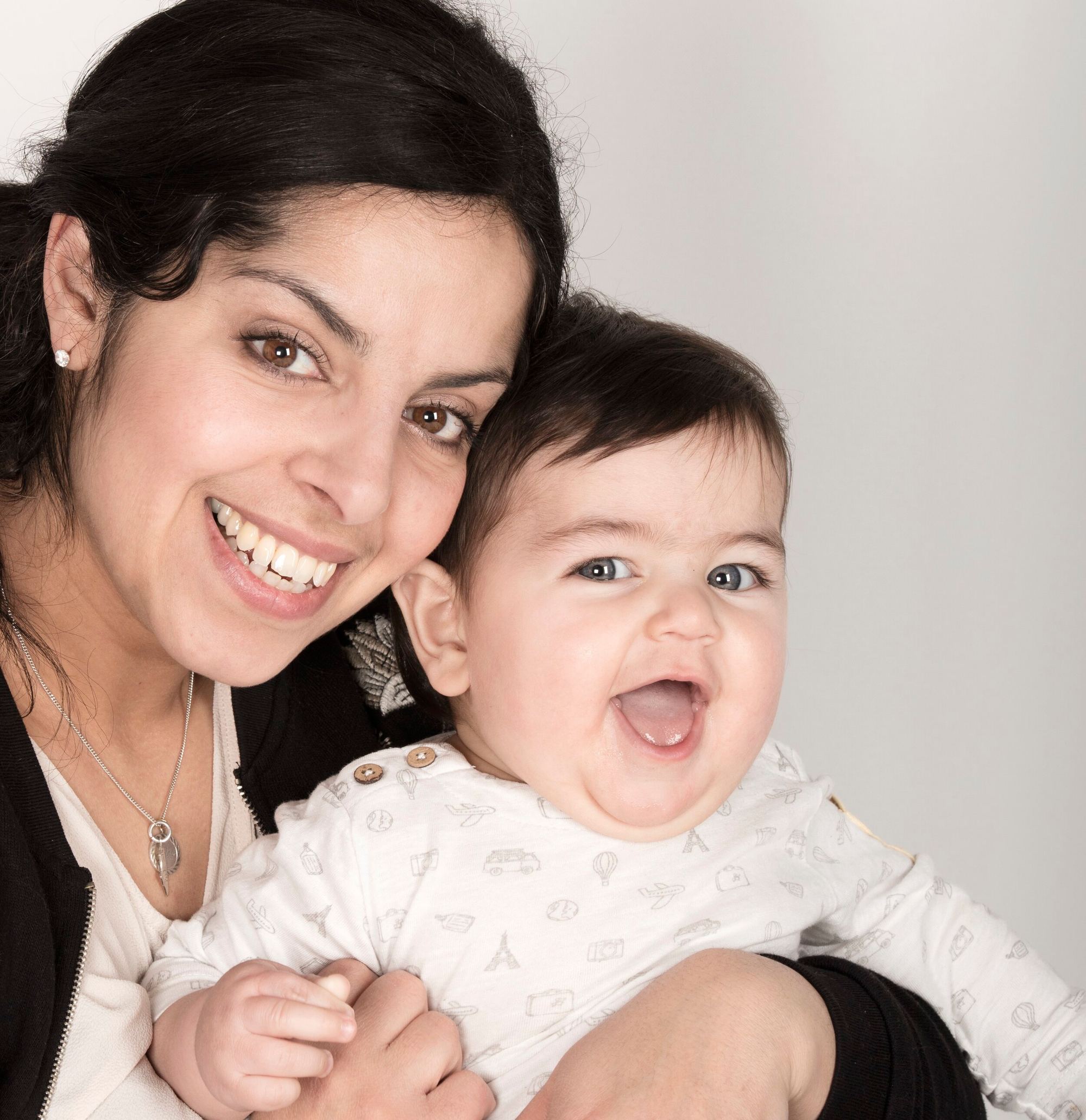 Familjeporträtt i studio