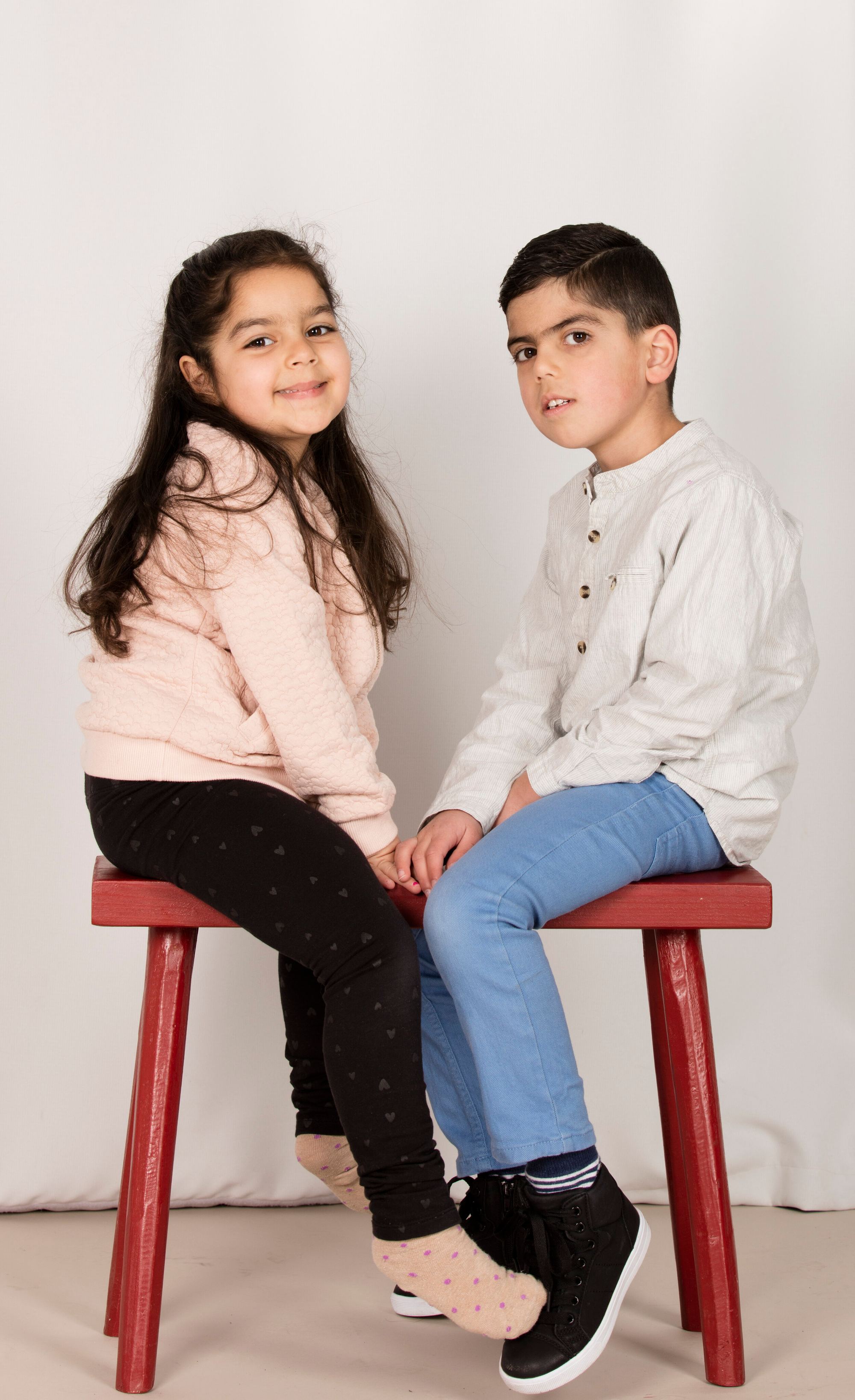 Familjeporträtt i studio