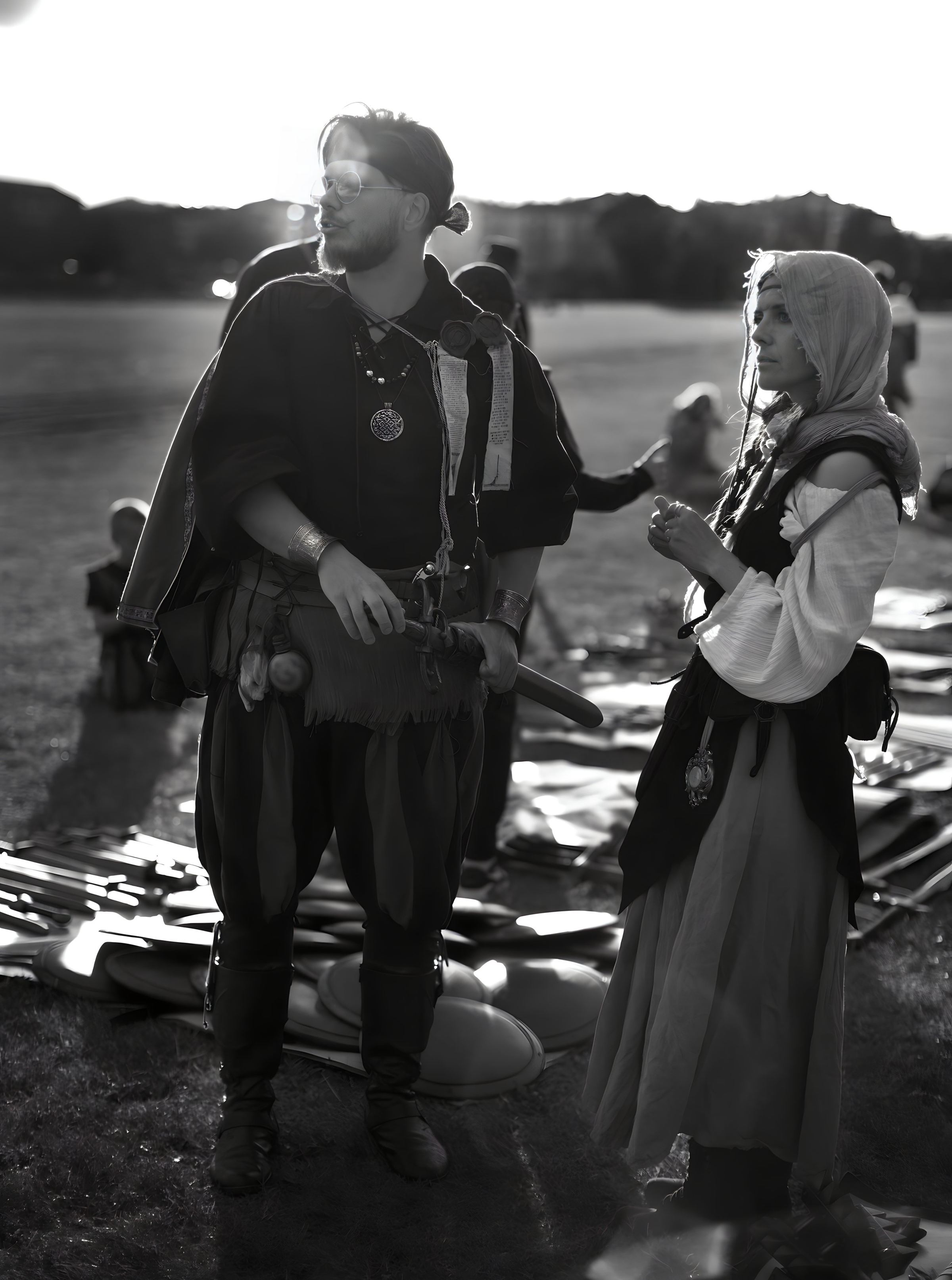 Vikingaspel i svartvitt