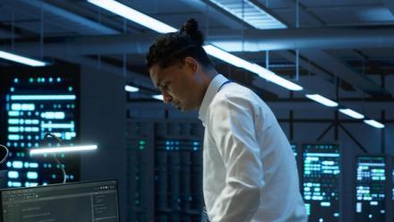 Couverture de Solutions de Stockage (stockage primaire), multi-constructeurs : matériels, logiciels et prestations associées.