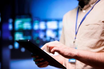 Couverture de Solutions de Sauvegarde (stockage secondaire), multi-constructeurs : matériels, logiciels et prestations associées.