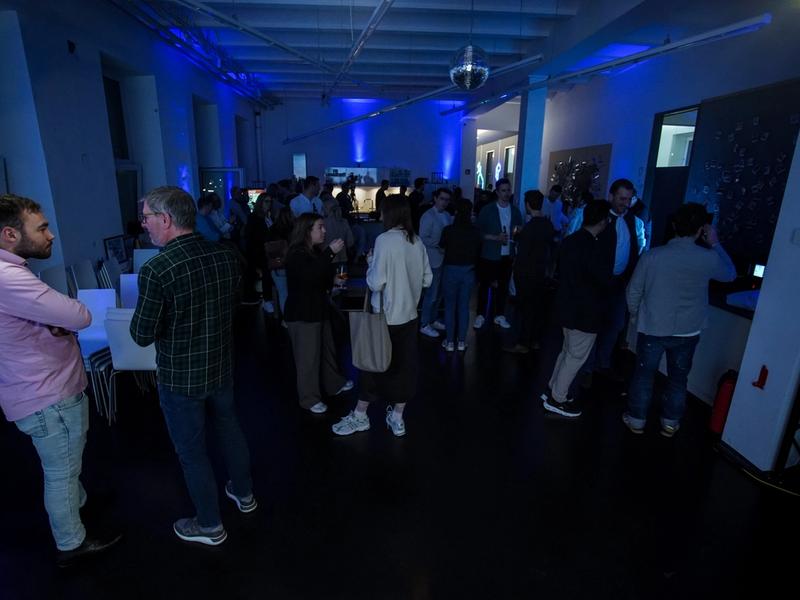 fleetster Reloaded guests networking during the event