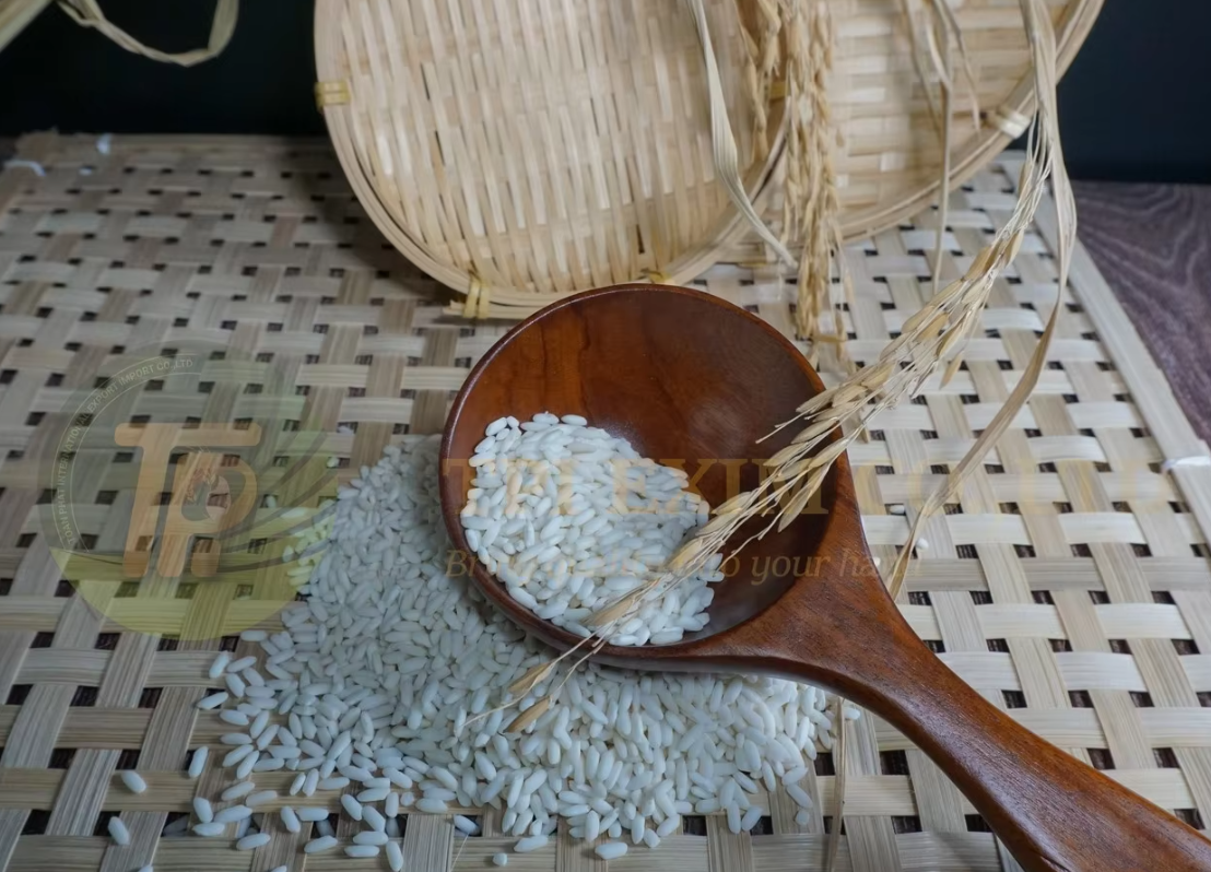Vietnamese Long Grain Glutinous White Rice - Glutinous Paddy Rice with Customized Packaging and Storage Options, Vietnamese Rice
